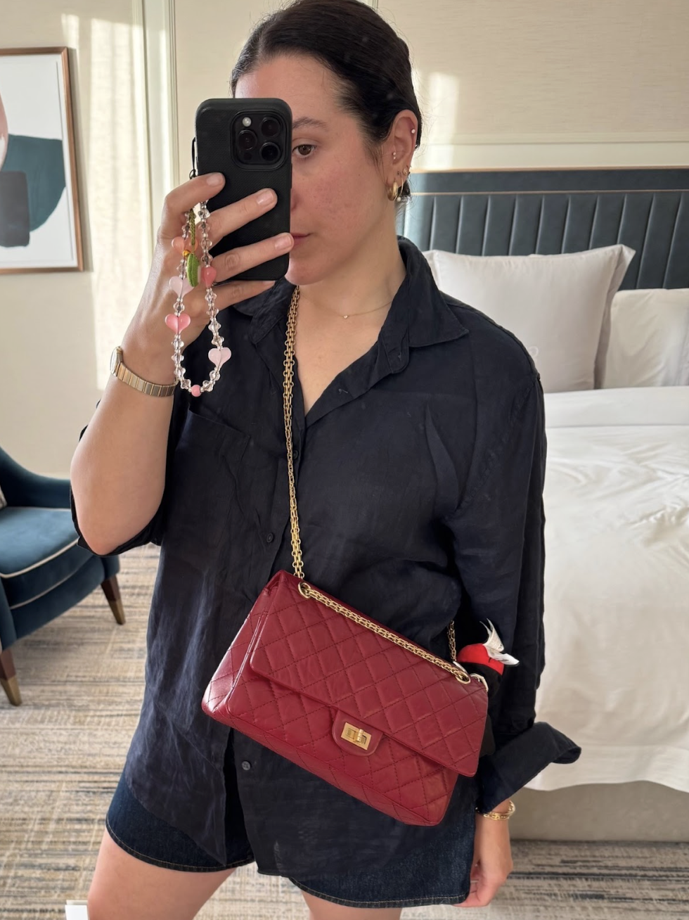  Uniqlo Premium Linen Long Sleeve Shirt.